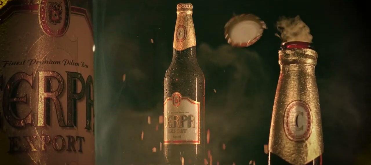 Garrafa Cerpa Export em composição produzida em estúdio